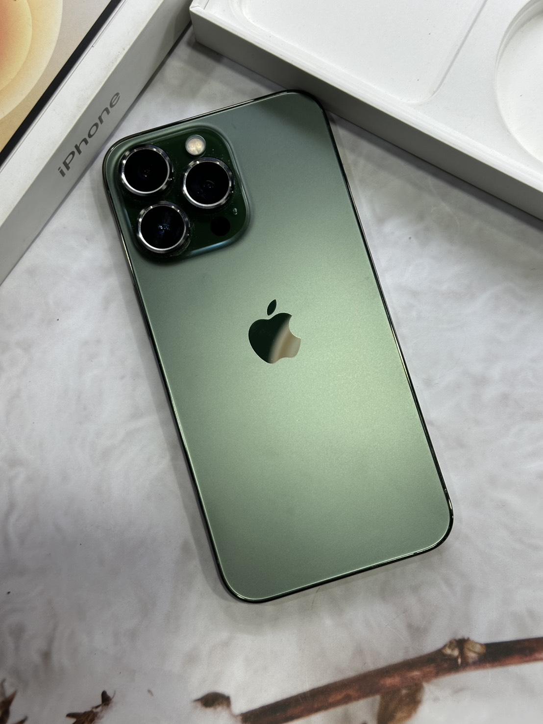 iPhone13Pro 256G 草原綠