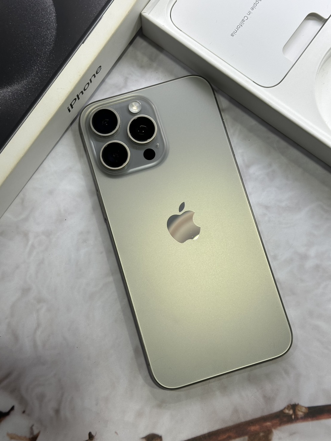 iPhone15Promax 256G 原鈦