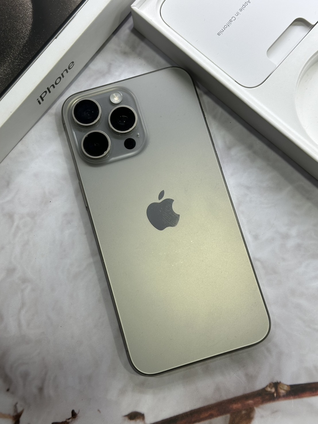 iPhone15Promax 256G 原鈦