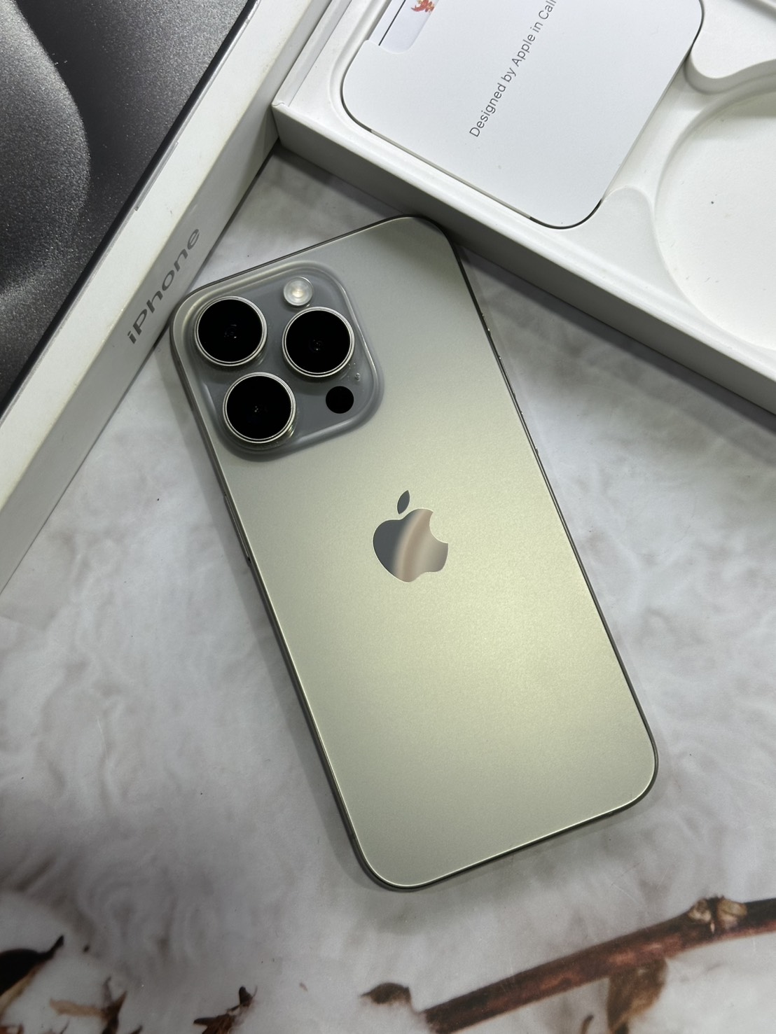 iPhone15Pro 256G 原鈦