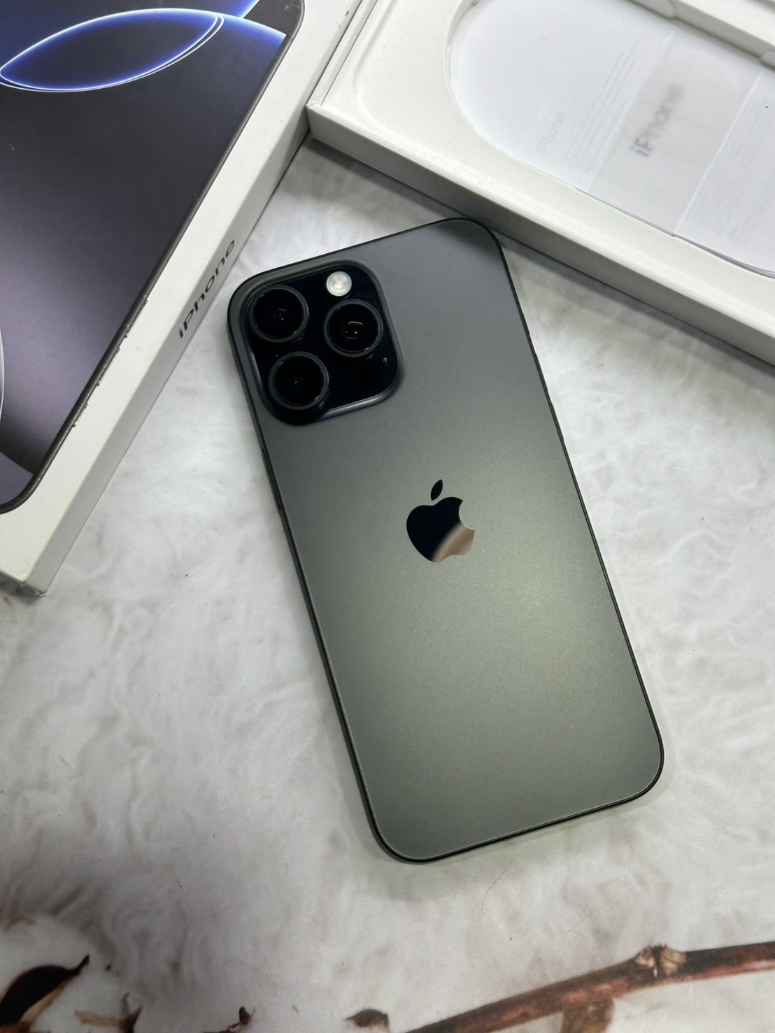 iPhone16 Pro Max 256G 鈦黑
